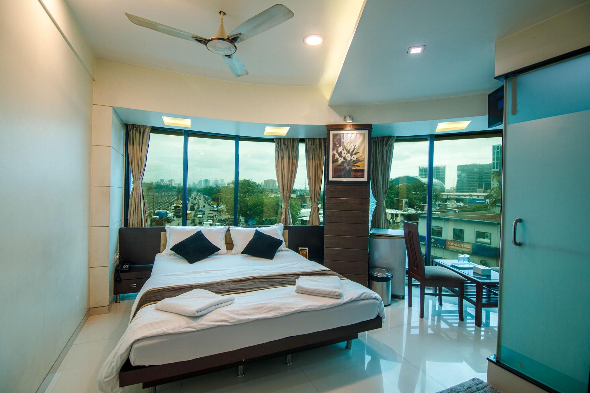 La Hotel Metro Near Bkc Mumbai Exterior photo